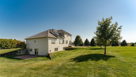 2728 Headland Court SW