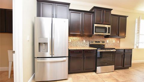 1977 WIND MEADOWS DRIVE