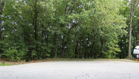 0 4362 Iron Mountain Bluff