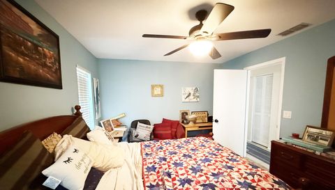 1015 Sorrento Woods Blvd