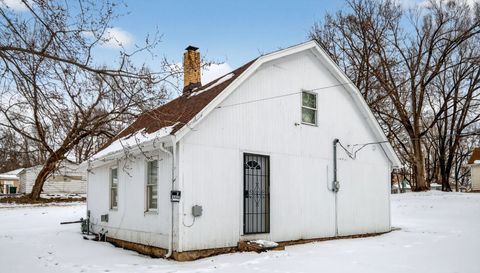 1622 E Cornell Avenue