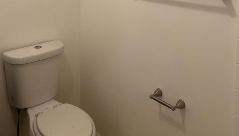 800 S Independence Blvd