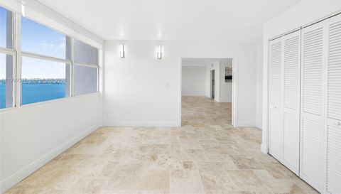 1420 Brickell Bay Dr