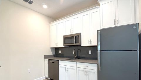 2638 CAMDEN PARK LOOP