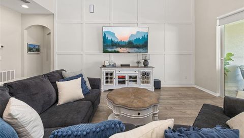 1113 FIELDSTONE CIRCLE