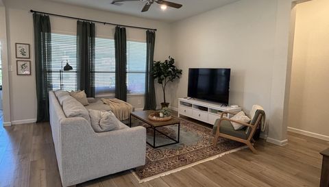 18323 Tiger Flowers Dr