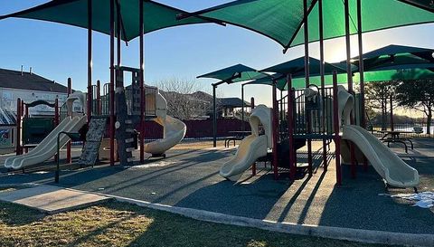 5322 Cinnamon Lake Dr