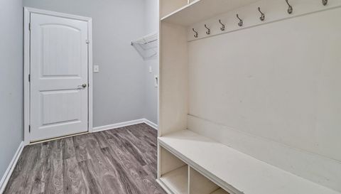 2044 Wooded Mountain Ln