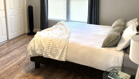 5616 Preston Oaks Rd