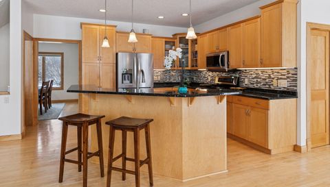 2728 Headland Court SW