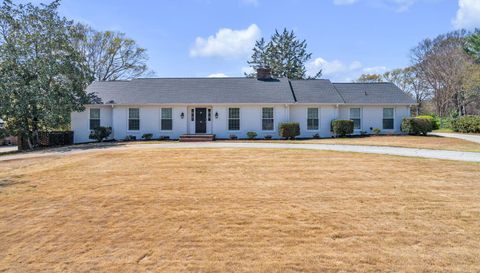 28 Isbell Ln