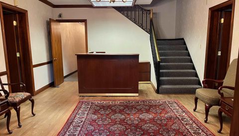 1028 W South Grand Avenue