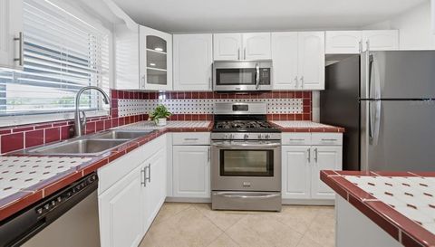 5980 SHORE BOULEVARD S