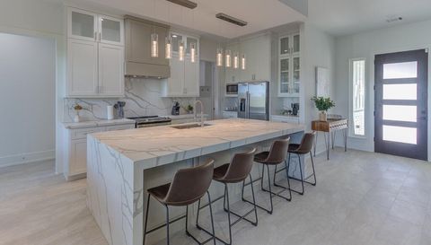 841 Golden Eagle Loop Canyon Lake