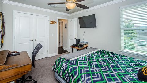 2554 CLAYMORE STREET