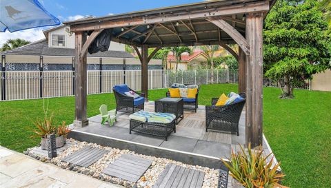 20914 La Questa Ct