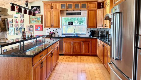 960 Bayberry Point Dr