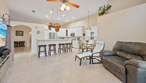 6206 Indian Forest Cir