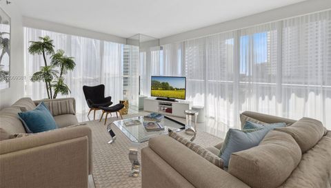 465 Brickell Ave