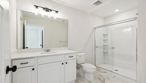 10304 Birchwood Circle