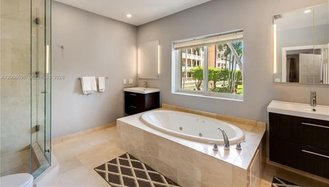 13636 Deering Bay Dr