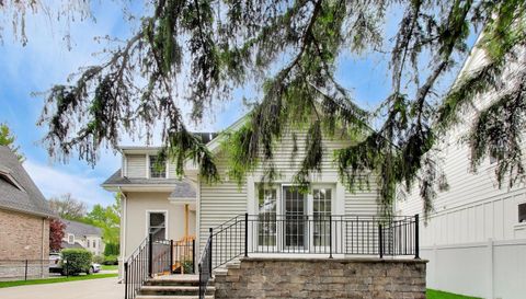 171 E Cayuga Avenue