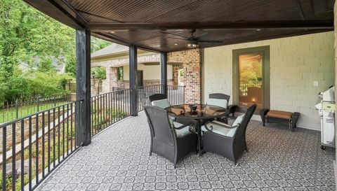 570 Creekwood Dr