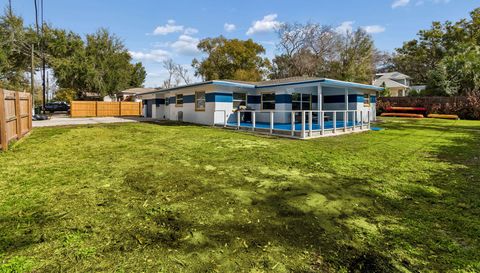 1102 E River Cove St