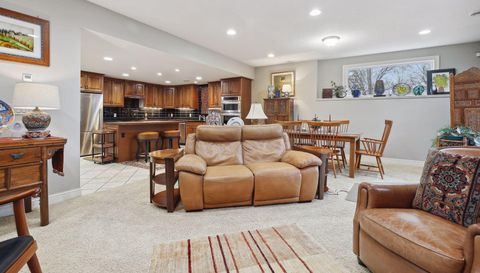 6965 Lake Harrison Circle