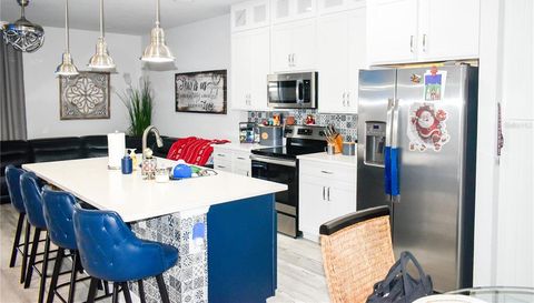 180 LAKE SMART CIRCLE