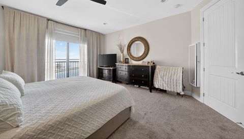 2351 Lakeview Dr Unit 302