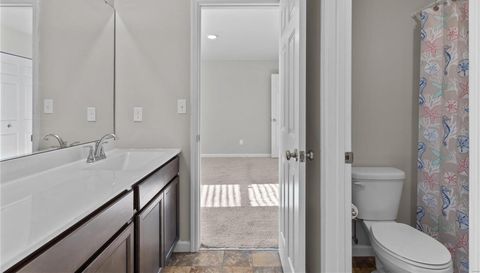 113 Creek Hollow Way