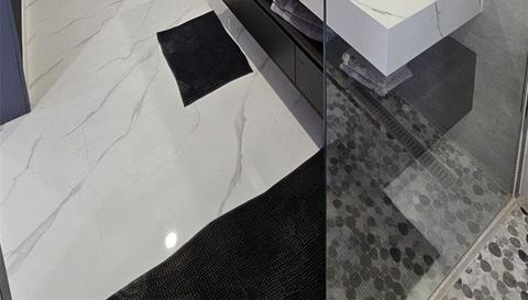 42A Barrier Reef Drive