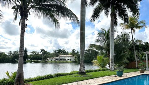 960 Bayberry Point Dr