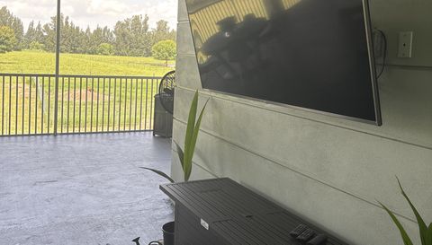 1071 S Header Canal Rd