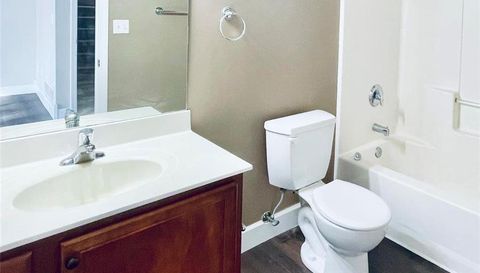 5302 Tall Tree Court