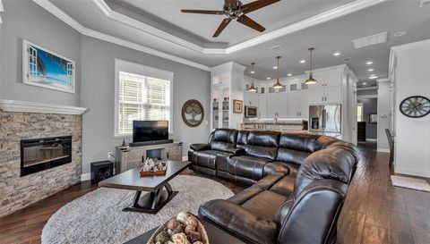 3272 FISH HAWK DRIVE