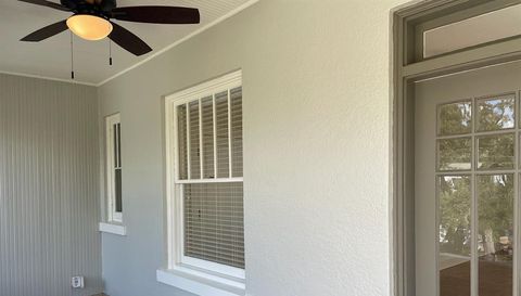 1806 W MORRISON AVENUE