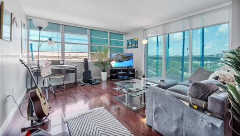 18011 Biscayne Blvd