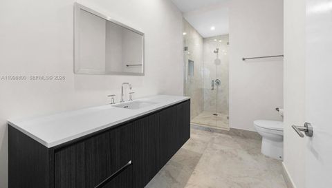 275 Giralda Ave