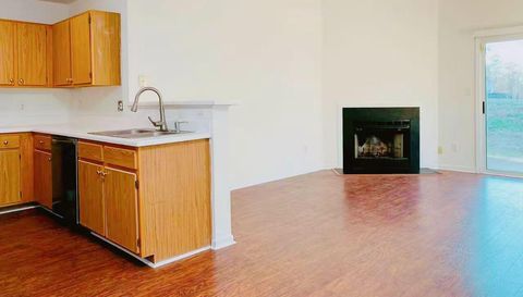 943 Homestead Park Dr