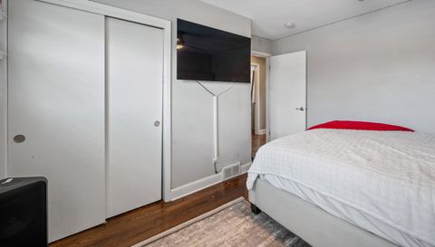 8426 W Betty Terrace