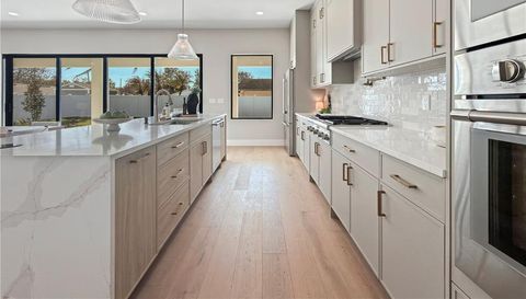 1326 W NEW HAMPSHIRE STREET