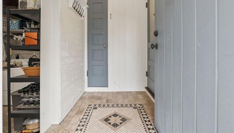 1541 WESTCHESTER AVENUE