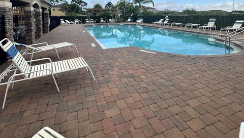 939 Remington Green Dr SE