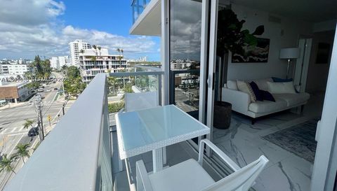 9521 E Bay Harbor Dr