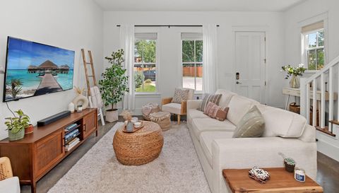 3206 Garden Villa LN