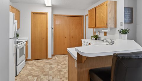 4065 Wilshire Circle