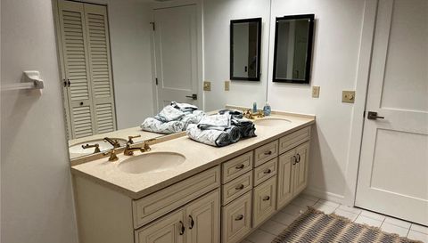 1465 GULF OF MEXICO DRIVE