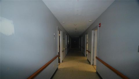 107 S Lincoln Street